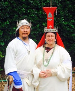 Khagan Kinggiyadai I and Yeke Khatun Altani I. Photo by TH Lady Ceara Shionnach, January 2015