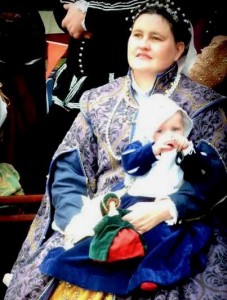 Contarina la Bianca, sixth Baroness of River Haven. Photo courtesy of Mistress Contarina la Bianca.