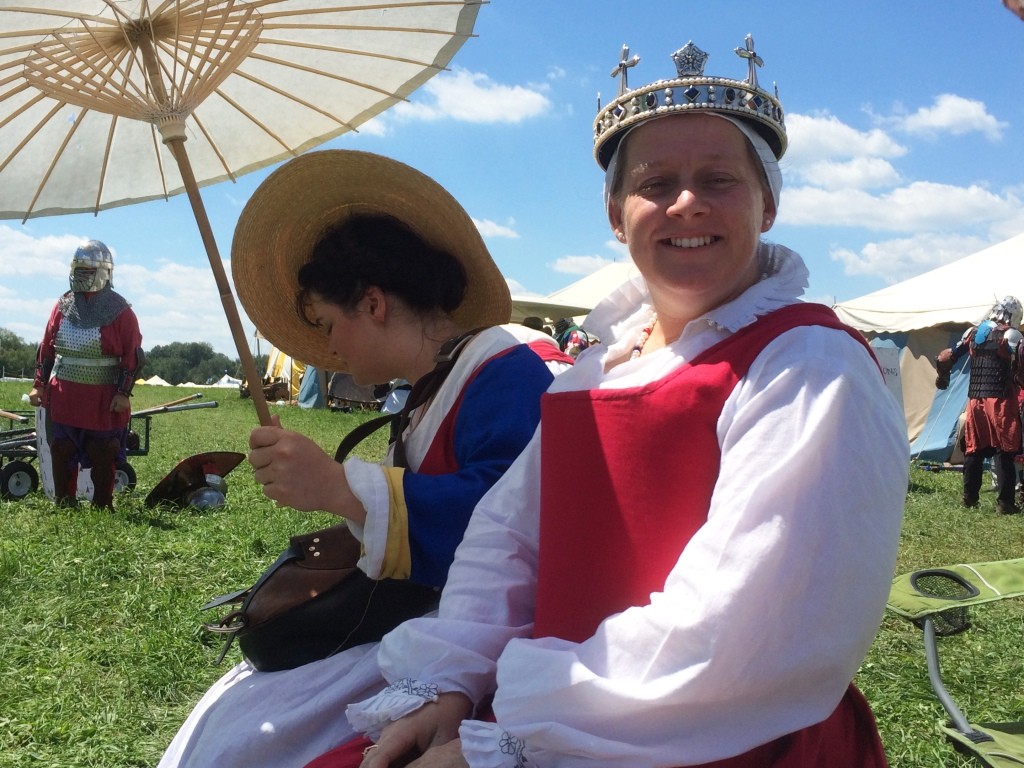 Queen Branwen at the Whack-a-Roo tourney. Photo by THB Ceara Shionnach, July 2015.